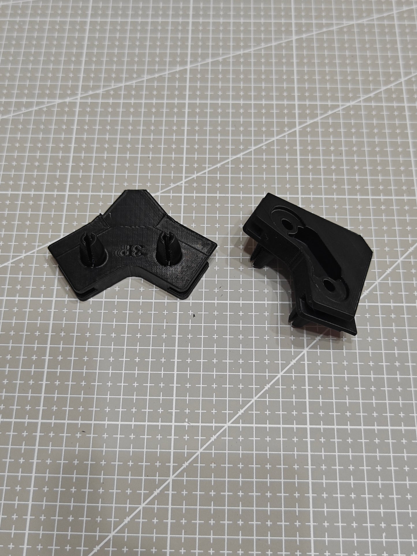 88 89 90 91 Honda Civic Clip Bumper corner | 71193-SH3-000 | Set off 2