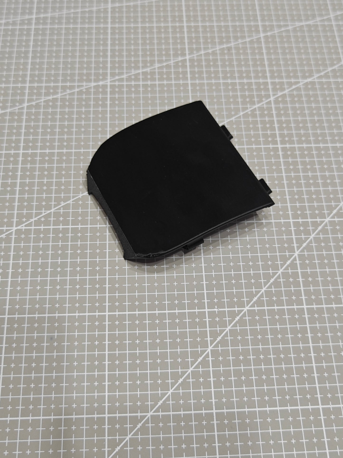 Rolls-Royce Phantom (VII, 2003–2017) Front Bumper Towing Eye Flap / Cover | 51127166113